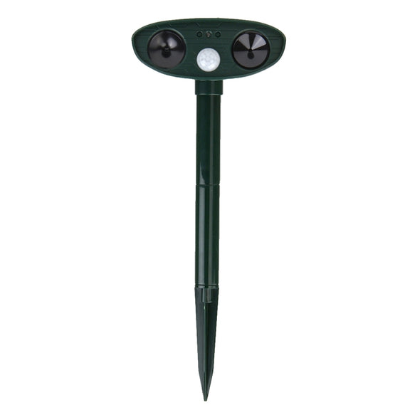 Powerful Ultrasonic Solar-powered Animal Repeller With PIR Sensor & Light Sensor