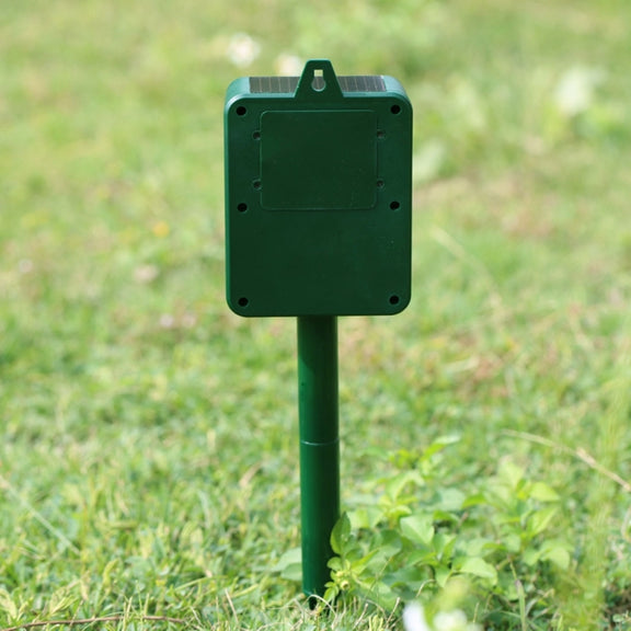 Environmental Friendly White + Red Light Solar-powered LED Ultrasonic Animal Repeller Bird Cat Dog Control Device With 6.5V / 0.1W Solar Panel & PIR Sensor & Light Sensor, Got the CE / ROHS Certification