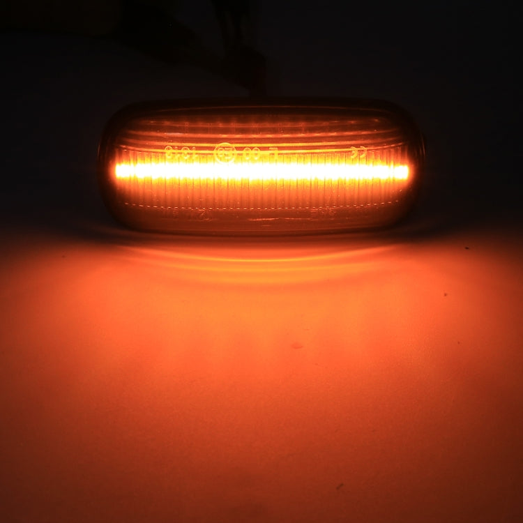 2 PCS DC12V / 3W Car LED Dynamic Blinker Side Lights Flowing Water Turn Signal Light for Audi, Yellow Light