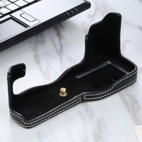 1/4 inch Thread PU Leather Camera Half Case Base for FUJIFILM X-T3/X-T2(Black)