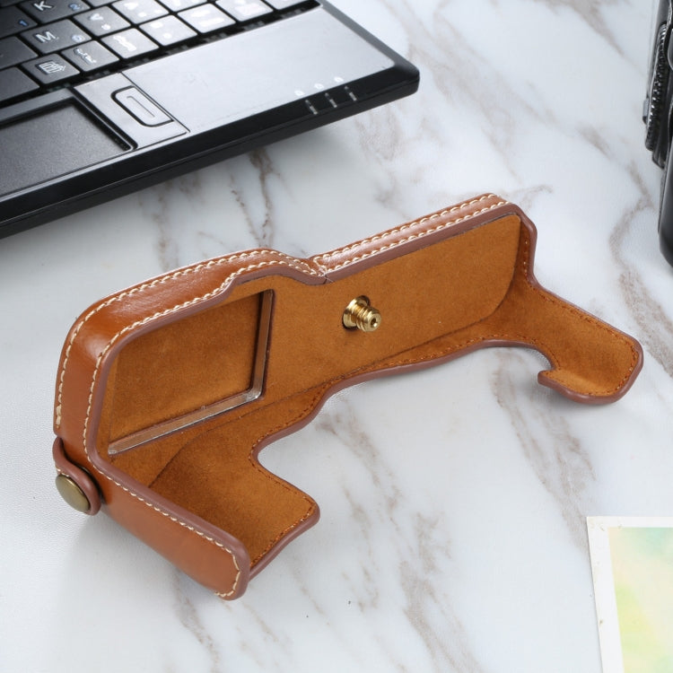 1/4 inch Thread PU Leather Camera Half Case Base for FUJIFILM X-T3/X-T2(Brown)