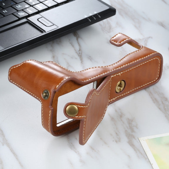 1/4 inch Thread PU Leather Camera Half Case Base for FUJIFILM X-T3/X-T2(Brown)