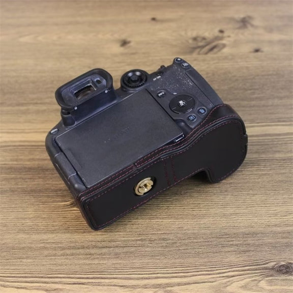 For Canon EOS R7 1/4 inch Thread PU Leather Camera Half Case Base (Black)