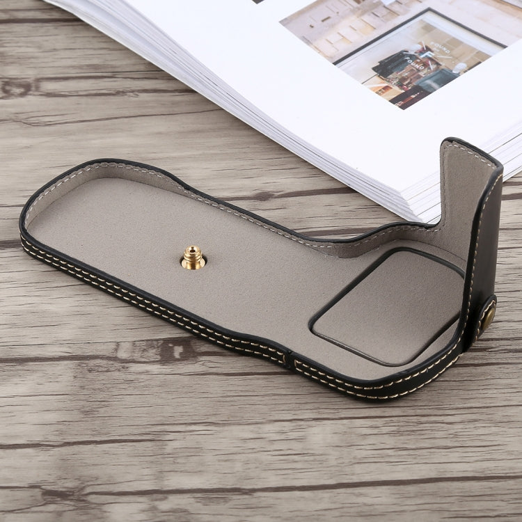 1/4 inch Thread PU Leather Camera Half Case Base for Canon EOS 5D Mark IV / 5D Mark III(Black)