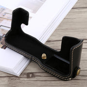 1/4 inch Thread PU Leather Camera Half Case Base for FUJIFILM X-T10 / X-T20 (Black)