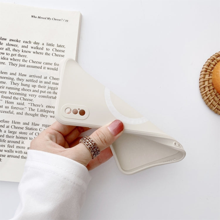 For iPhone X / XS Liquid Silicone Full Coverage Shockproof Magsafe Case(Beige)
