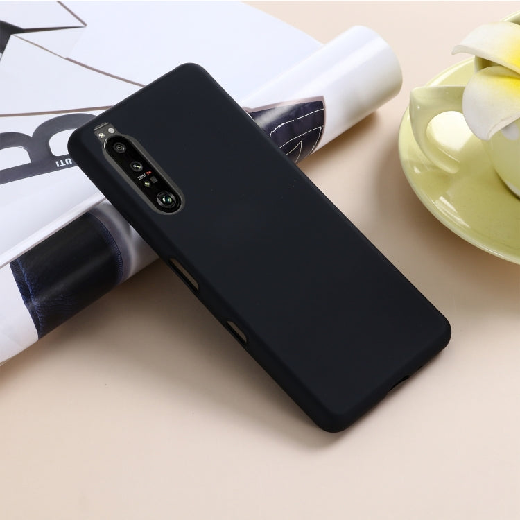 For Sony Xperia 1 III Pure Color Liquid Silicone Shockproof Full Coverage Case(Black)