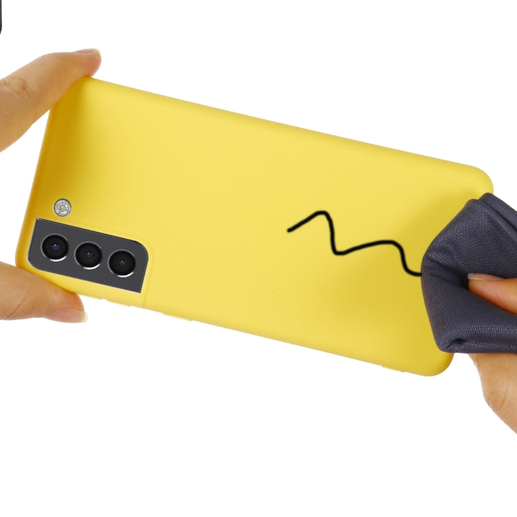 For Samsung Galaxy S22 5G Pure Color Liquid Silicone Shockproof Full Coverage Phone Case(Yellow)