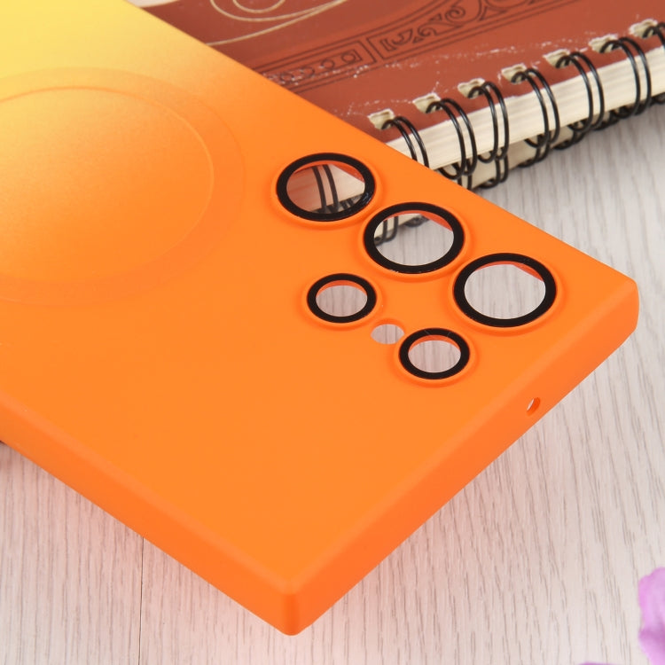 For Samsung Galaxy S22 Ultra 5G Liquid TPU Silicone Gradient MagSafe Phone Case(Orange Yellow)