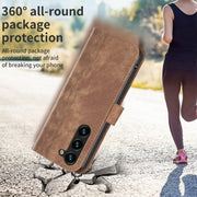 For Samsung Galaxy S24+ 5G Plaid Embossed Leather Phone Case(Brown)