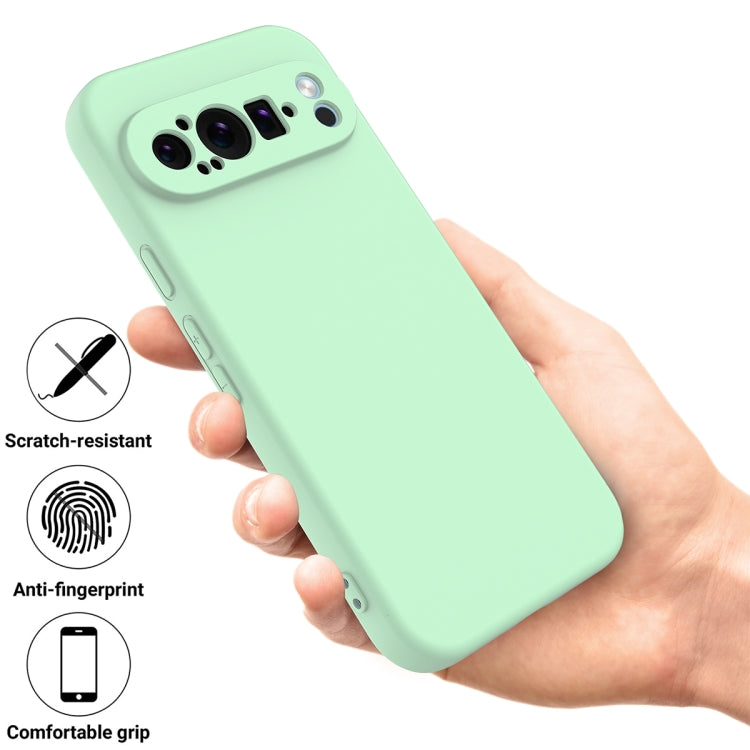 For Google Pixel 9 Pro XL Pure Color Liquid Silicone Shockproof Phone Case(Green)
