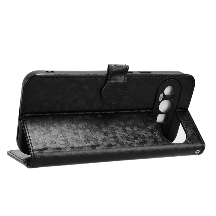 For Google Pixel 9 Honeycomb Dot Texture Leather Phone Case(Black)