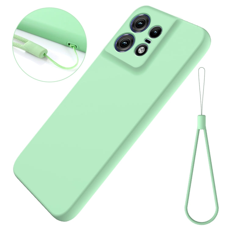 For Motorola Edge 50 Pro Pure Color Liquid Silicone Shockproof Phone Case(Green)