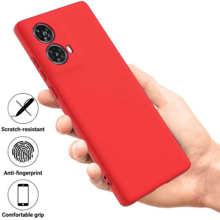 For Motorola Moto G85 Solid Color Liquid Silicone Dropproof Full Coverage Phone Case(Red)