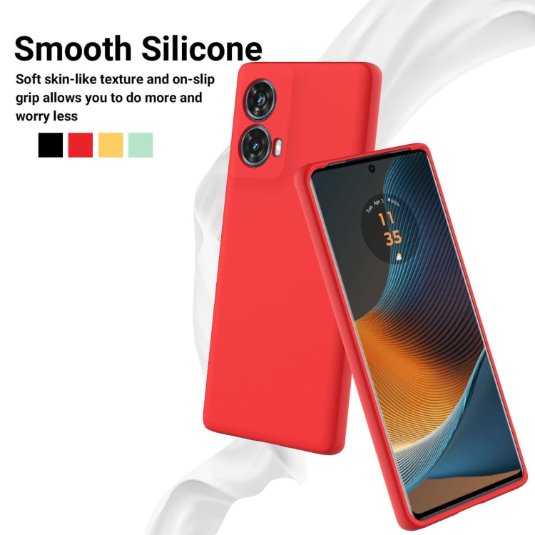 For Motorola Moto G85 Solid Color Liquid Silicone Dropproof Full Coverage Phone Case(Red)