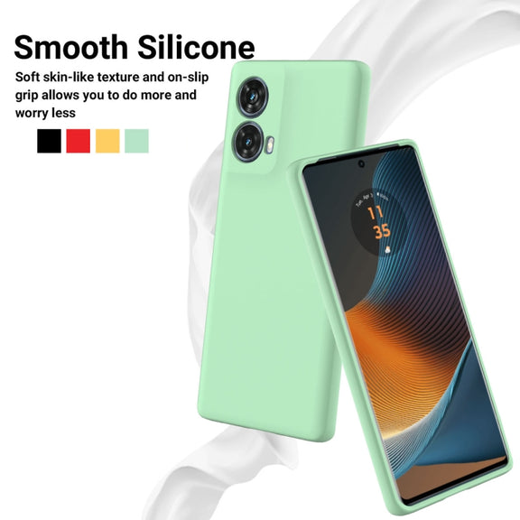 For Motorola Moto G85 Solid Color Liquid Silicone Dropproof Full Coverage Phone Case(Green)