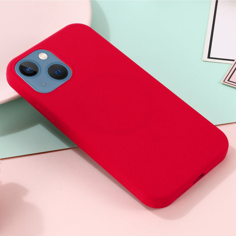 For iPhone 15 Plus Shockproof Silicone Magsafe Phone Case(Red)