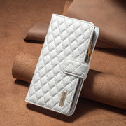 For iPhone 16 Diamond Lattice Zipper Wallet Leather Flip Phone Case(White)