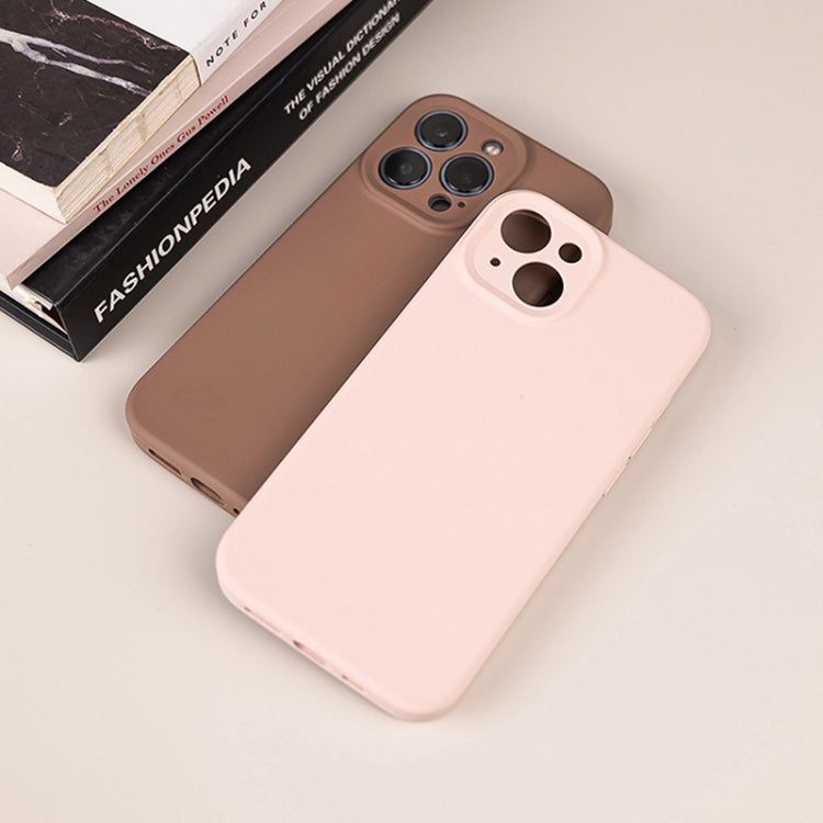 For iPhone 16 Pure Color Liquid Silicone Fine Pore Phone Case(Creamy Yellow)