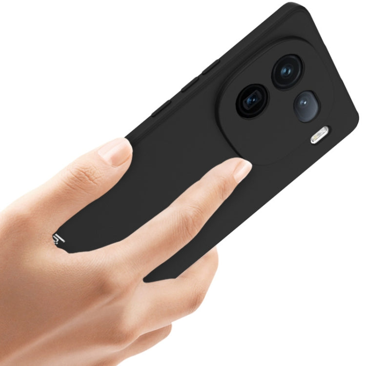 For vivo iQOO 12 Pro 5G imak UC-4 Series Straight Edge TPU Phone Case(Black)