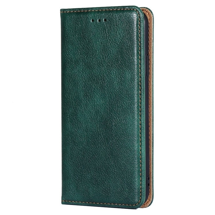 For Motorola Edge 5G 2024 Gloss Oil Solid Color Magnetic Leather Phone Case(Green)