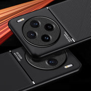 For vivo X100 Classic Tilt Strip Grain Magnetic Shockproof PC + TPU Phone Case(Red)