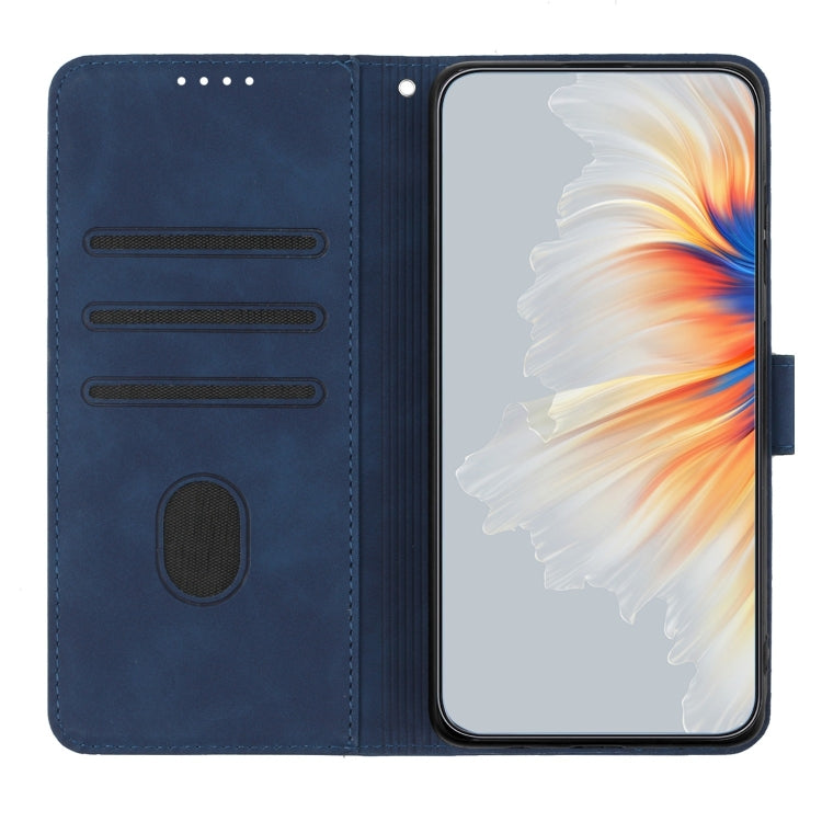For Google Pixel 9 Heart Pattern Skin Feel Leather Phone Case(Royal Blue)