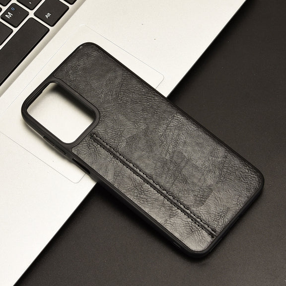 For Motorola Moto G Play 4G 2024 Cow Pattern Sewing Back Cover Phone Case(Black)