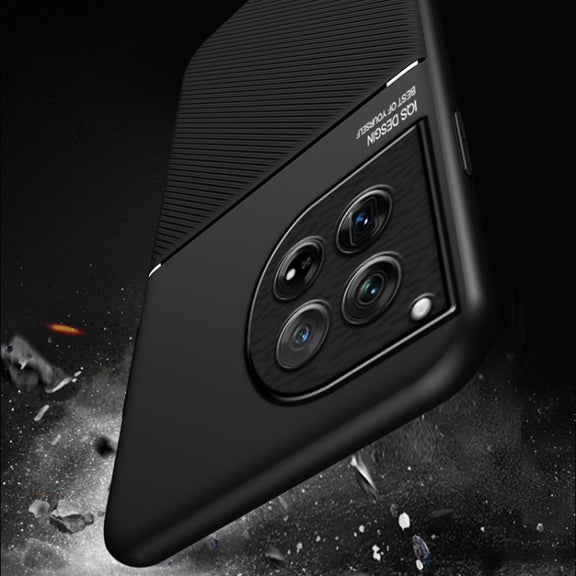 For OnePlus 12 Classic Tilt Strip Grain Magnetic Shockproof PC + TPU Phone Case(Black)
