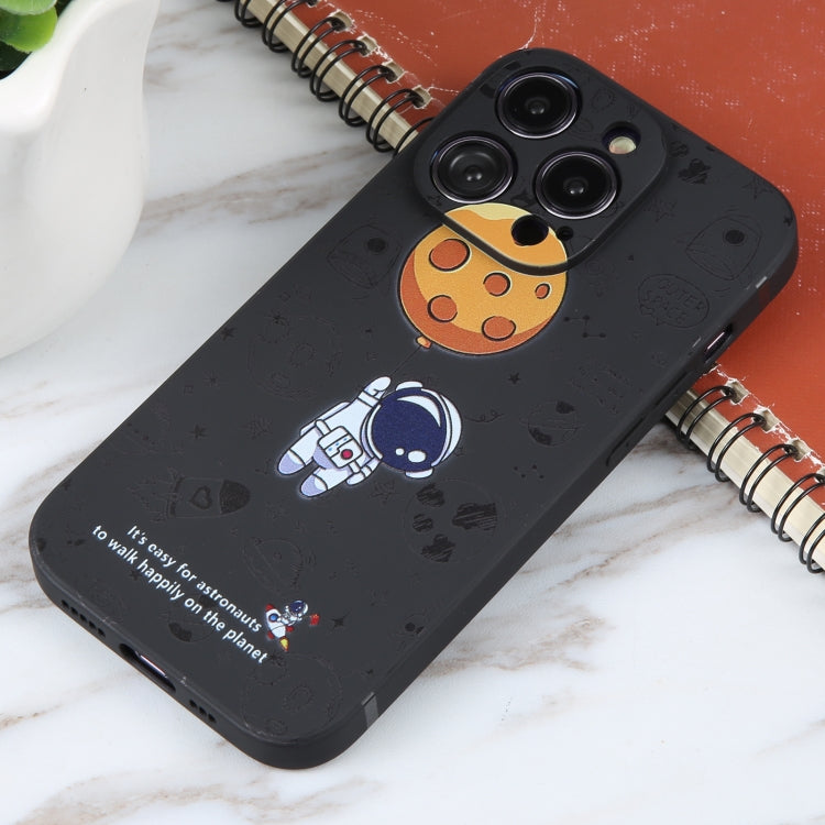 For iPhone 16 Plus Astronaut Pattern Silicone Straight Edge Phone Case(Planet Landing-Black)