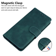 For Google Pixel 9 Pro Skin Feel Pure Color Flip Leather Phone Case(Green)