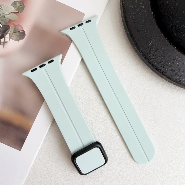 For Apple Watch Series 9 41mm Magnetic Square Buckle Silicone Watch Band(Sapphire Blue)