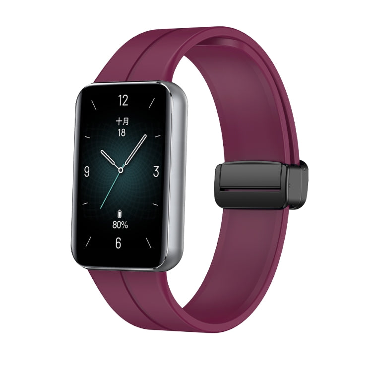 For Honor Band 9 Magnetic Folding Black Buckle Silicone Watch Band(Wine Red)