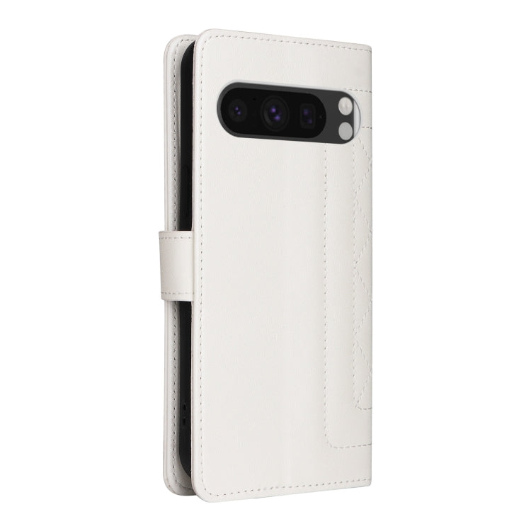 For Google Pixel 9 Pro Diamond Lattice Leather Flip Phone Case(White)
