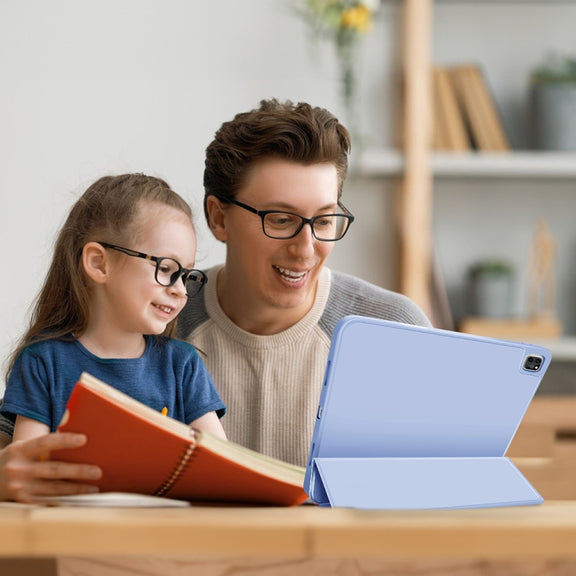 For iPad Pro 11 2024 3-fold TPU Smart Leather Tablet Case with Pen Slot(Ice Blue)