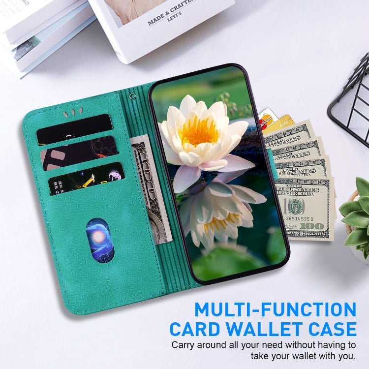 For Google Pixel 9 Pro Lotus Embossed Leather Phone Case(Green)