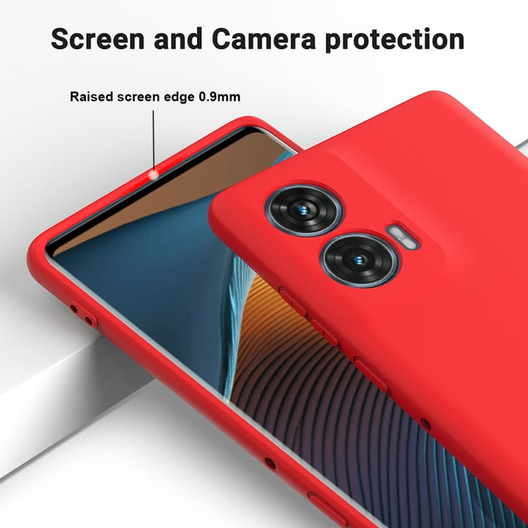 For Motorola Edge 50 Fusion Solid Color Liquid Silicone Dropproof Full Coverage Phone Case(Red)