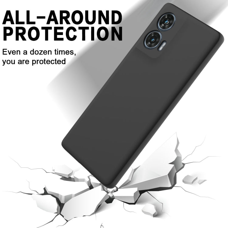 For Motorola Edge 50 Fusion Solid Color Liquid Silicone Dropproof Full Coverage Phone Case(Black)