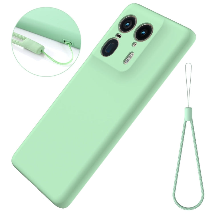 For Motorola Edge 50 Ultra Solid Color Liquid Silicone Dropproof Full Coverage Phone Case(Green)