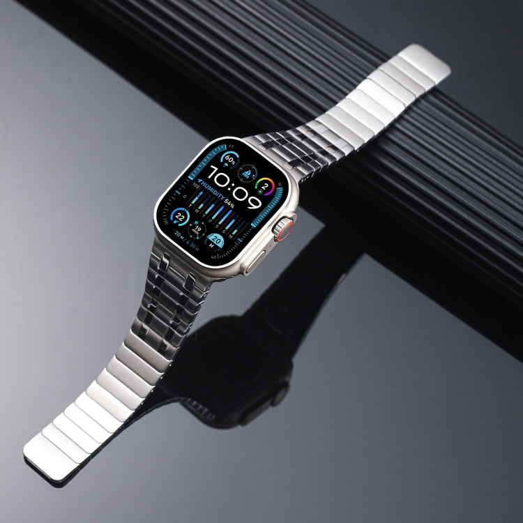 For Apple Watch SE 44mm Magnetic Stainless Steel Watch Band(Silver)
