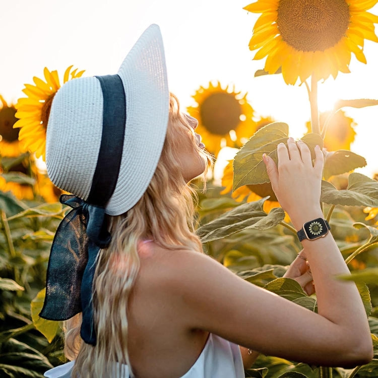 For Apple Watch SE 2023 44mm Lace Sunflower Embossed Silicone Watch Band(Black)