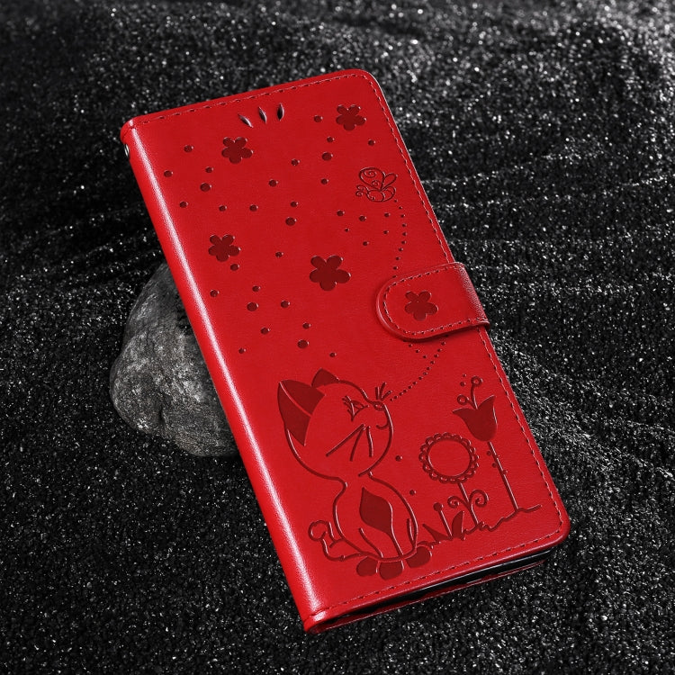 For Samsung Galaxy S25 / S24 5G Cat and Bee Embossed Flip Leather Phone Case(Red)