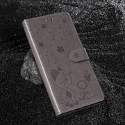 For Samsung Galaxy S25 / S24 5G Cat and Bee Embossed Flip Leather Phone Case(Grey)