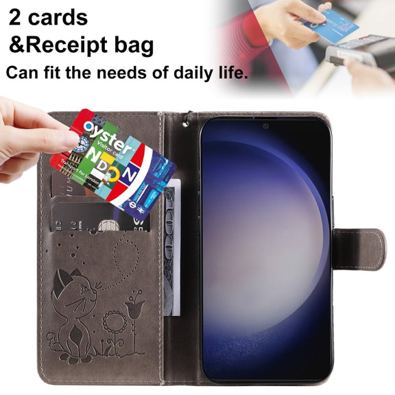 For Samsung Galaxy S25 / S24 5G Cat and Bee Embossed Flip Leather Phone Case(Grey)