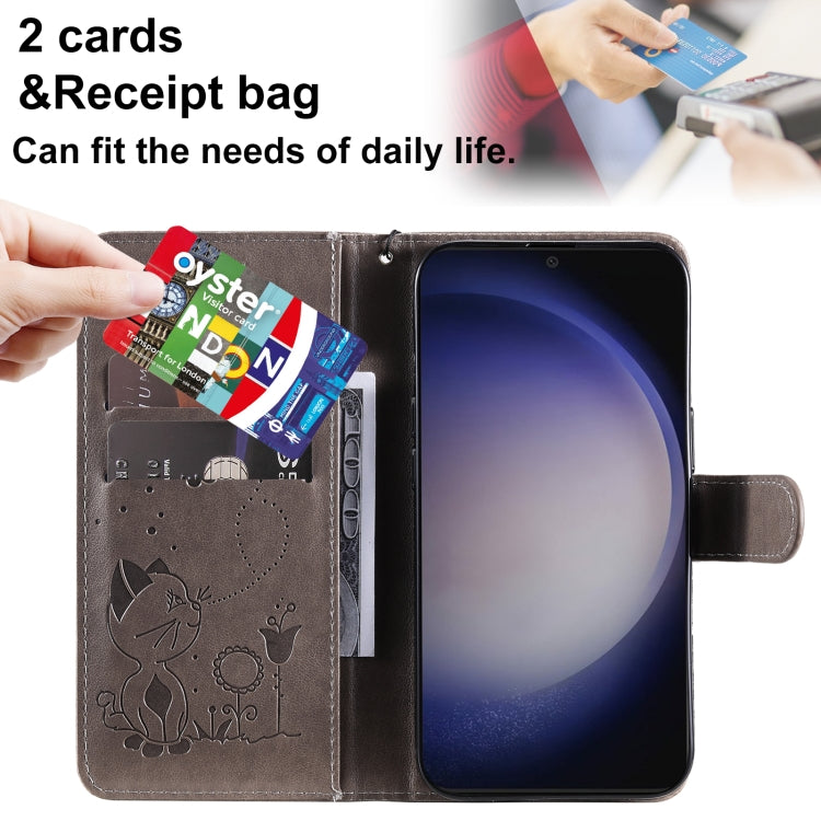 For Samsung Galaxy S25 / S24 5G Cat and Bee Embossed Flip Leather Phone Case(Grey)