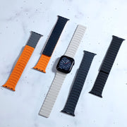 For Apple Watch SE 2023 44mm Magnetic Silicone Watch Band(Black)