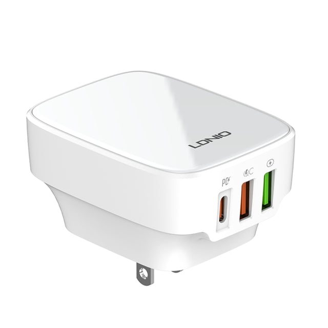LDNIO Q334 32W Type-C + Dual USB Port Charger with 1m 8 Pin Data Cable, Plug Type:US Plug(White)