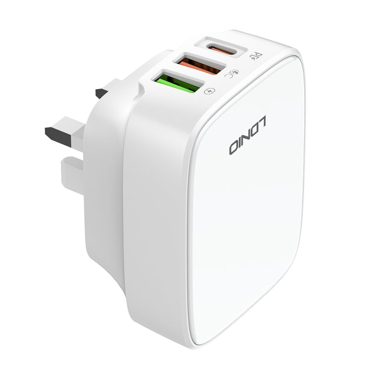 LDNIO Q334 32W Type-C + Dual USB Port Charger with 1m USB-C / Type-C Data Cable, Plug Type:UK Plug(White)
