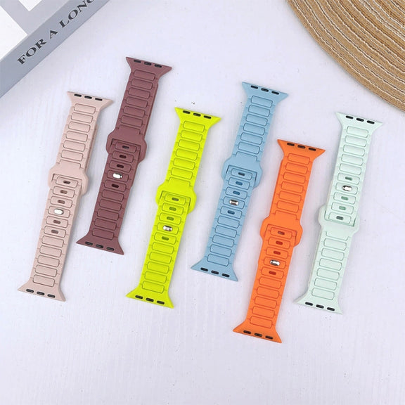 For Apple Watch SE 2023 44mm Tri-beads Loop Buckle Silicone Watch Band(Rose Red)