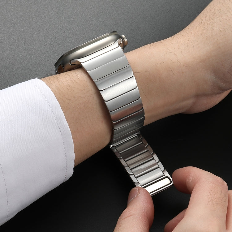 For Apple Watch Series 4 44mm Single Bead Magnetic Stainless Steel Watch Band(Silver)